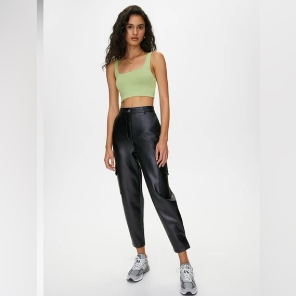 ARITZIA WILFRED Black Vegan Leather Cargo Pants (US 0)